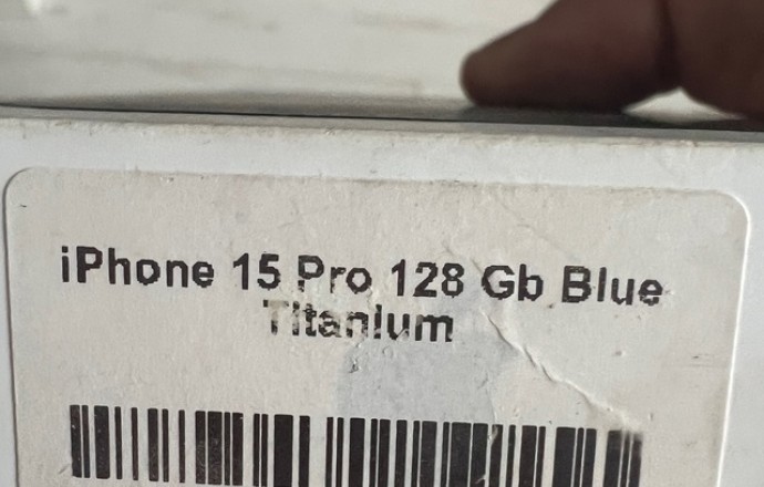 Потеряли iPhone 15 Pro.